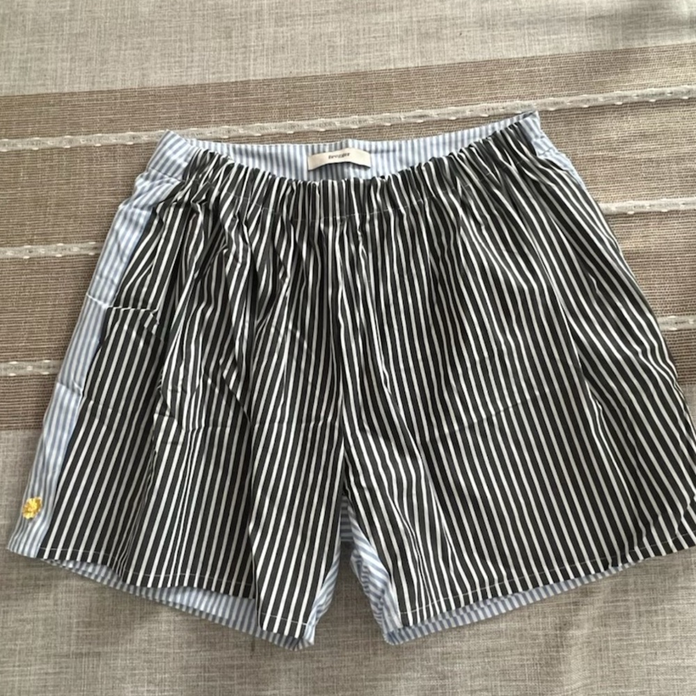 Brogger striped pattern shorts🌼